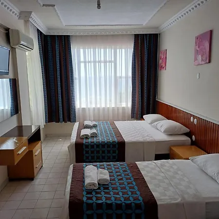 Lila Butik 3* 阿拉尼亚